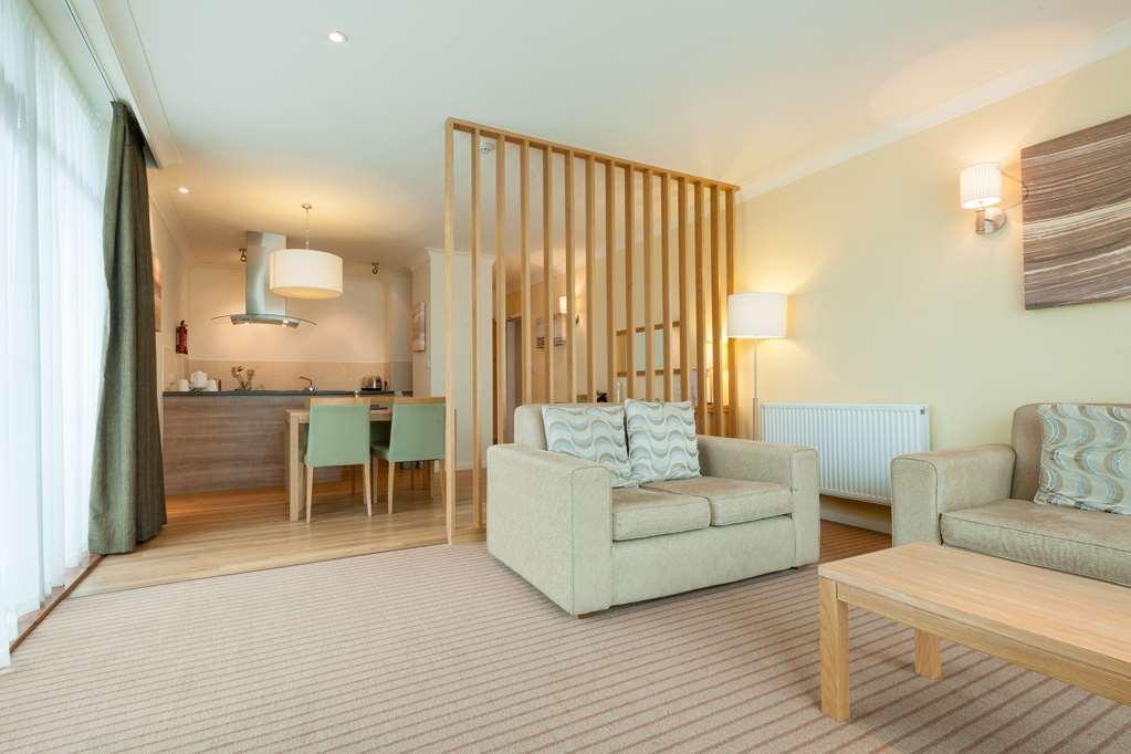 De Vere Cotswold Water Park South Cerney Camera foto